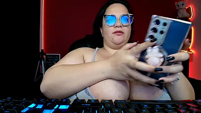 lulubigtitts1 online show from 19, 3, 2025