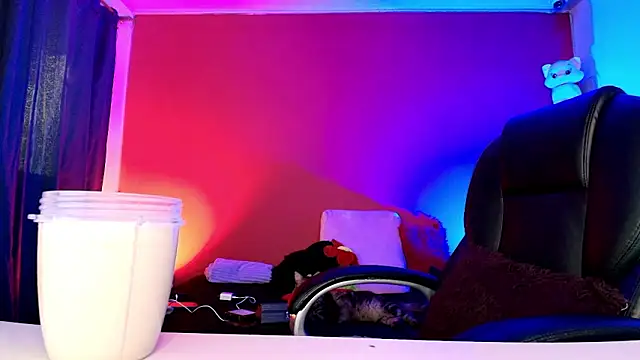 lulubigtitts1 online show from 28, 2, 2026