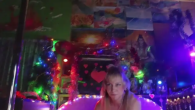 Alexa Cosmic online show from 3, 2, 2025