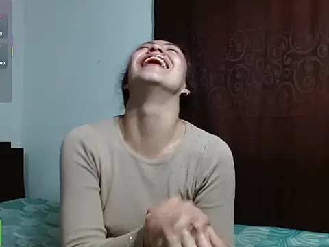 Olivia Bright online show from 15, 4, 2026