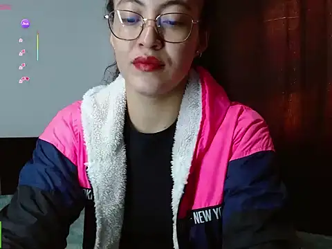 Olivia Bright online show from 8, 5, 2026