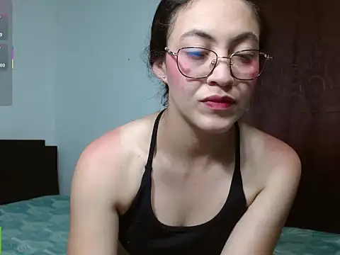 Olivia Bright online show from 11, 4, 2026