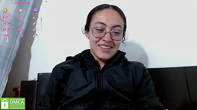 Olivia Bright online show from 19, 7, 2026