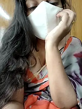 Snapshot of yoursana- chatting on 23, 10, 2025 yoursana- online show from 23, 10, 2025