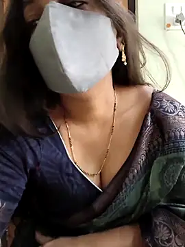 Snapshot of yoursana- chatting on 14, 11, 2025 yoursana- online show from 14, 11, 2025