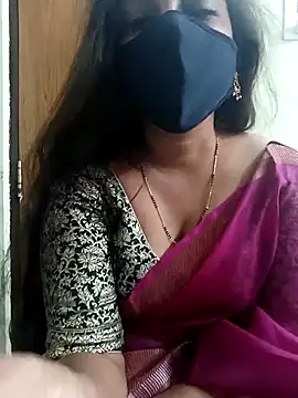 Snapshot of yoursana- chatting on 7, 3, 2025 yoursana- online show from 7, 3, 2025