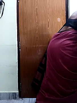 Snapshot of yoursana- chatting on 17, 2, 2025 yoursana- online show from 17, 2, 2025