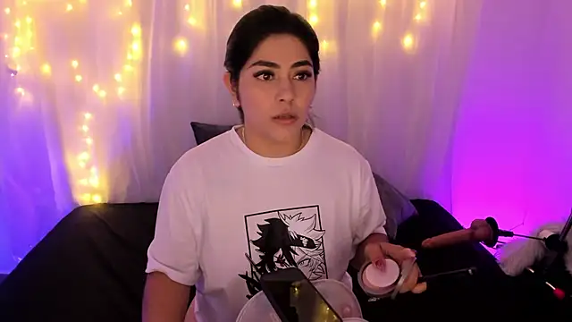 lucy26  online show from 22, 9, 2025