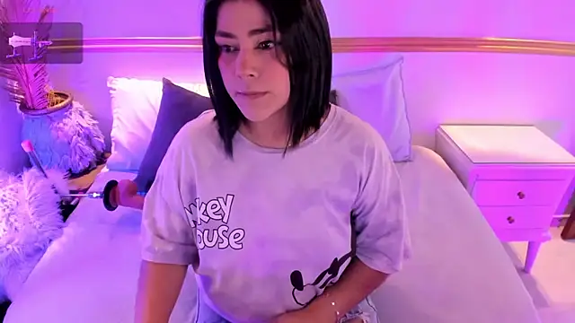 lucy26  online show from 14, 9, 2025