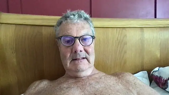 Snapshot of Oldpistolpete chatting on 21, 6, 2026 Oldpistolpete online show from 21, 6, 2026
