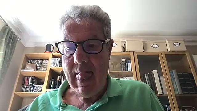 Snapshot of Oldpistolpete chatting on 18, 7, 2026 Oldpistolpete online show from 18, 7, 2026