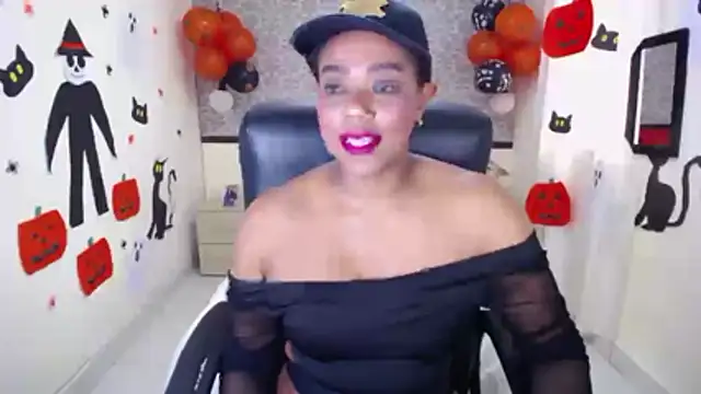 EvaFoxter online show from 28, 10, 2025