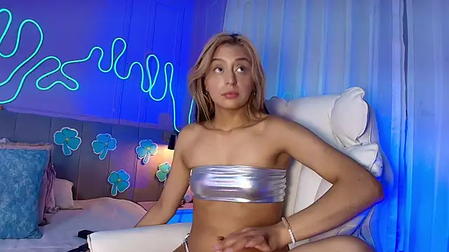 Snapshot of Sofly_s chatting on 17, 3, 2026 Sofly s online show from 17, 3, 2026