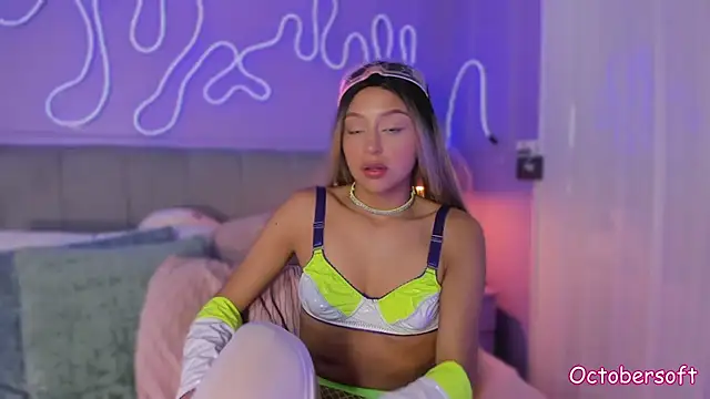 Sofly s online show from 12, 10, 2025