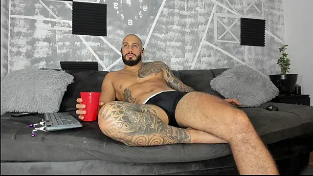 leonidas 18k online show from 24, 4, 2026
