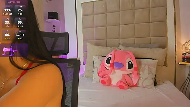 Victoria adaams online show from 15, 11, 2025