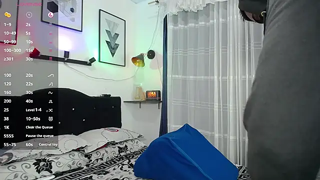 Tomas and liam online show from 6, 3, 2025