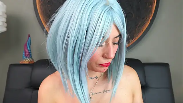 miss sharlotte18 online show from 14, 11, 2025