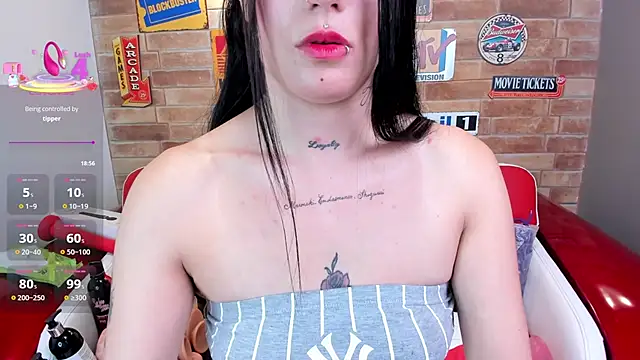 miss sharlotte18 online show from 5, 3, 2025