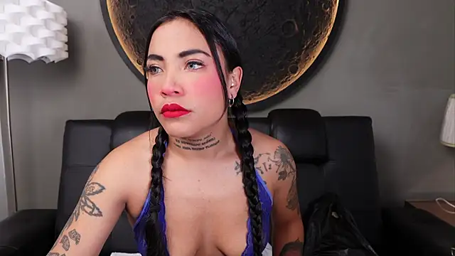 Snapshot of miss_vaiolette chatting on 26, 6, 2026 miss vaiolette online show from 26, 6, 2026