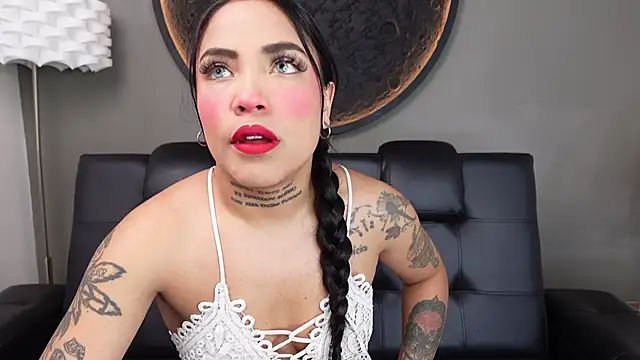 miss vaiolette online show from 15, 4, 2026