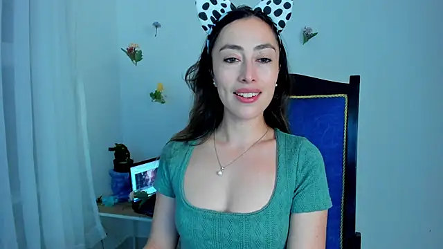 Amatiista online show from 19, 2, 2025