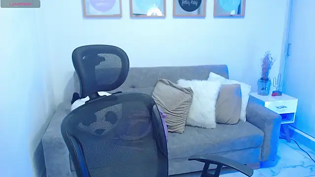 annylouis online show from 21, 9, 2025