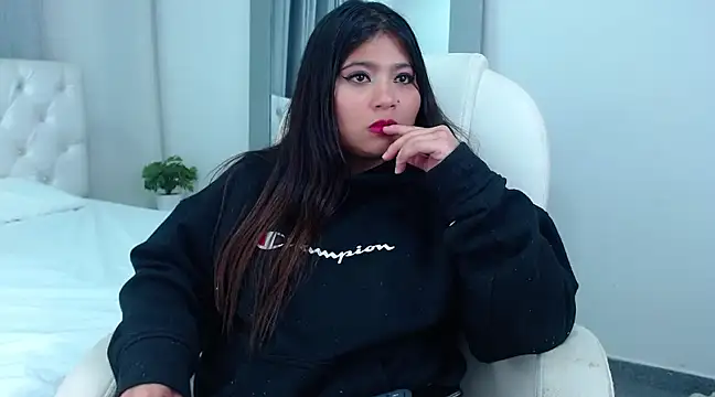 annylouis online show from 19, 2, 2025