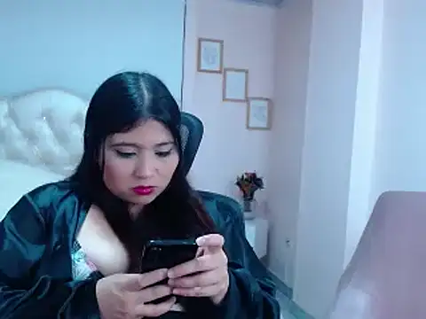 annylouis online show from 12, 2, 2025