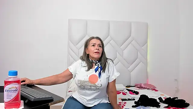 Mature Hard online show from 1, 10, 2025