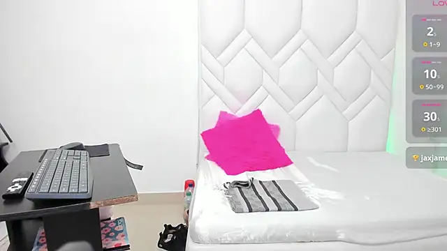 Mature Hard online show from 7, 3, 2025