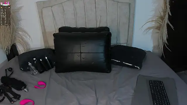 Bianka olivetto021 online show from 15, 1, 2026