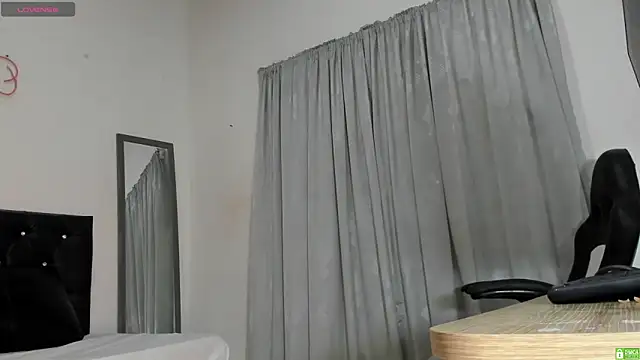 Bianka olivetto021 online show from 24, 9, 2025