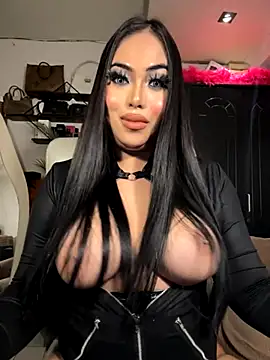 BigDominaMia online show from 2, 11, 2025