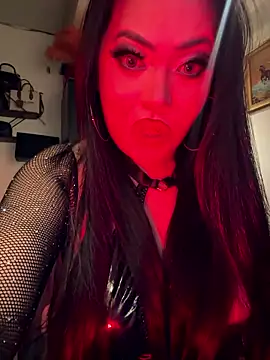 BigDominaMia online show from 8, 1, 2026