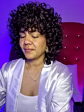 nicolette rock online show from 9, 9, 2025