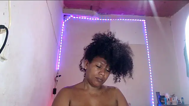 Snapshot of cherry_cleou chatting on 1, 3, 2026 cherry cleou online show from 1, 3, 2026