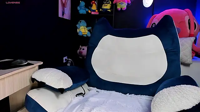 stelleknox  online show from 10, 3, 2026