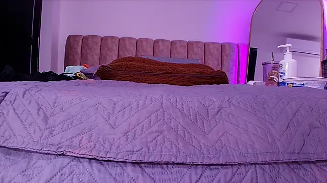  linda milk  online show from 2, 4, 2026