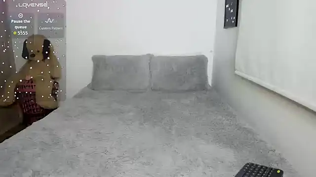 sophi mooreno online show from 27, 11, 2025