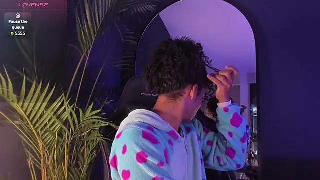 Lucas eevans online show from 23, 10, 2025