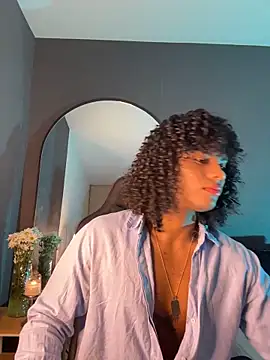 Lucas eevans online show from 5, 3, 2026