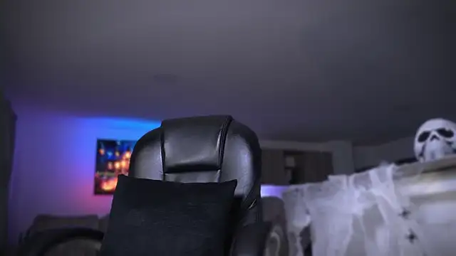 Frank Farrell online show from 26, 10, 2025