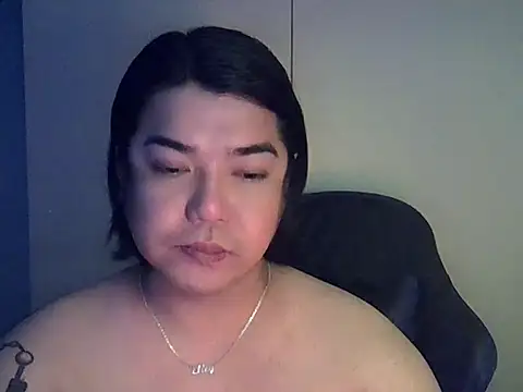 StrawberryWine07 online show from 19, 4, 2026