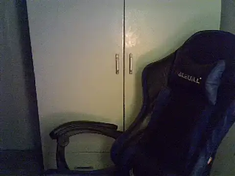 StrawberryWine07 online show from 7, 3, 2025