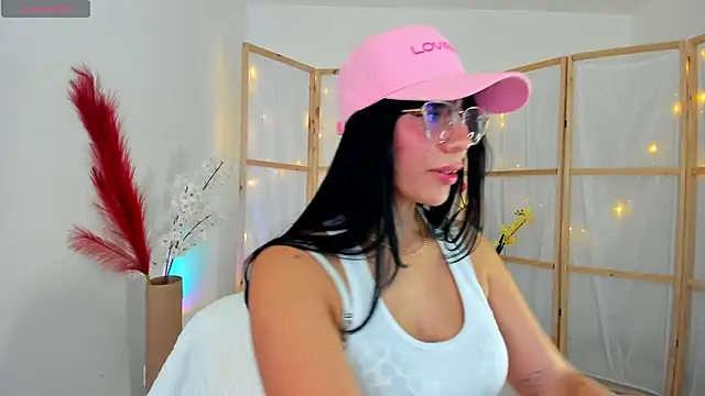 Silvanna-Moree online show from 9, 9, 2025