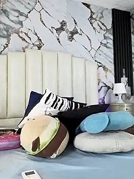 Snapshot of mollieblue69 chatting on 15, 11, 2025 mollieblue69 online show from 15, 11, 2025