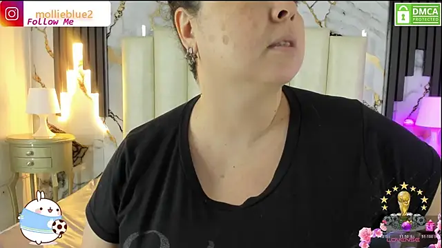 Snapshot of mollieblue69 chatting on 15, 7, 2026 mollieblue69 online show from 15, 7, 2026