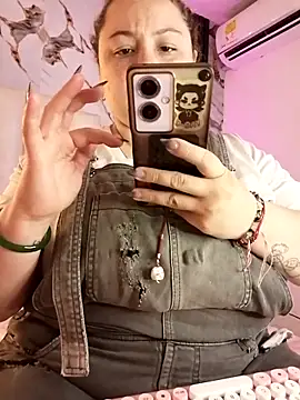 Snapshot of mollieblue69 chatting on 27, 11, 2025 mollieblue69 online show from 27, 11, 2025