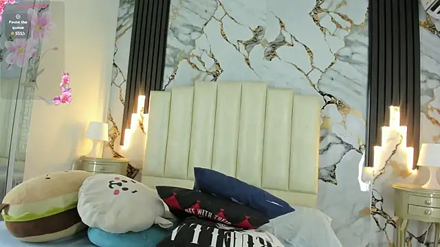 Snapshot of mollieblue69 chatting on 12, 9, 2025 mollieblue69 online show from 12, 9, 2025